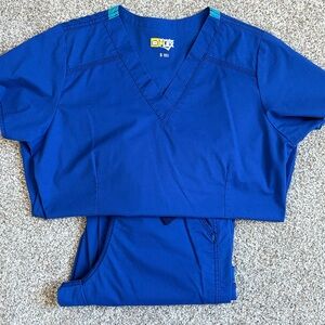 Wonderflex Women’s Scrub Set